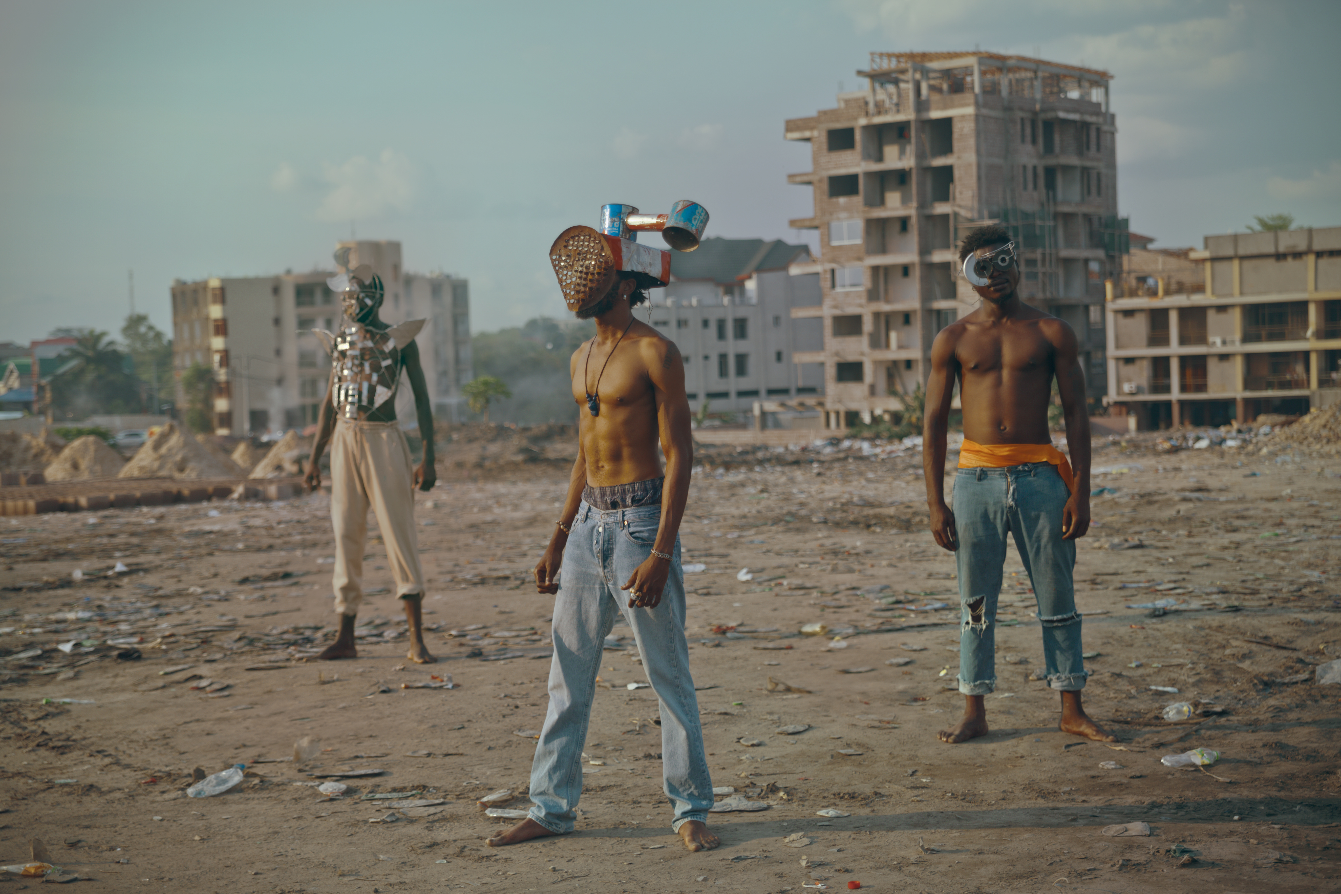 Prisca Munkeni Monnier, La Vie est Belle, Zombie Land, 2020